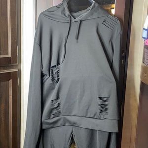 Set pants and sweater